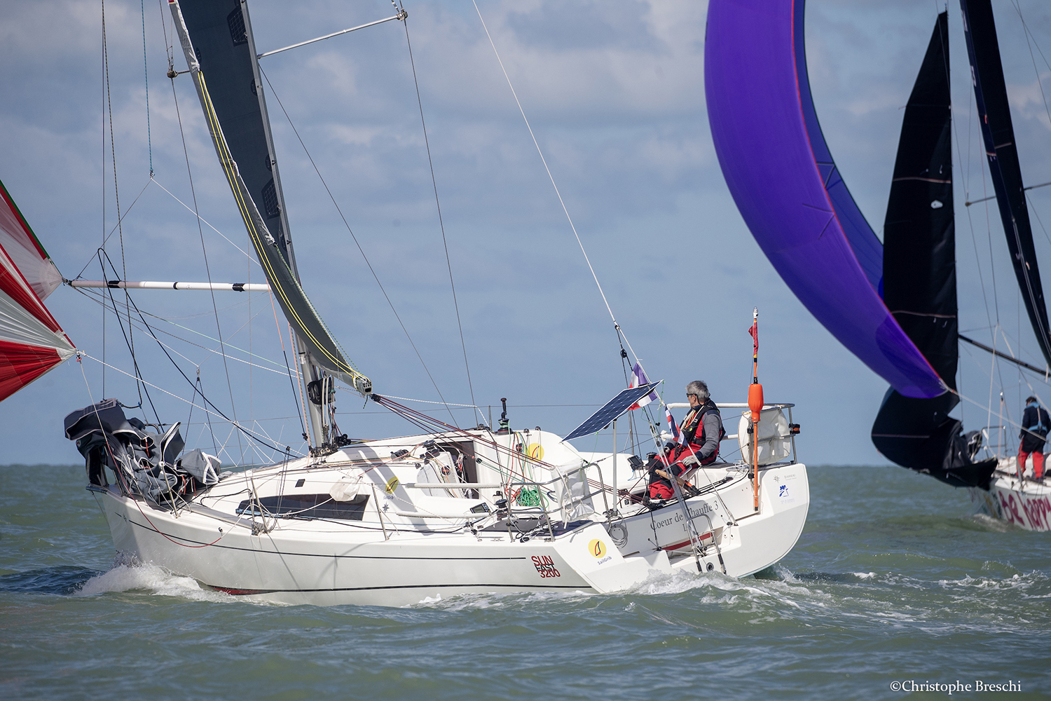 photo prise en navigation avec le support de panneau incliné à l'arrière